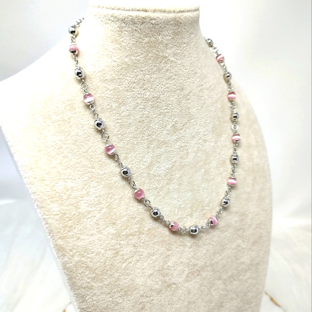 Cookie Lee Short Pink and Silver Beaded Necklace
